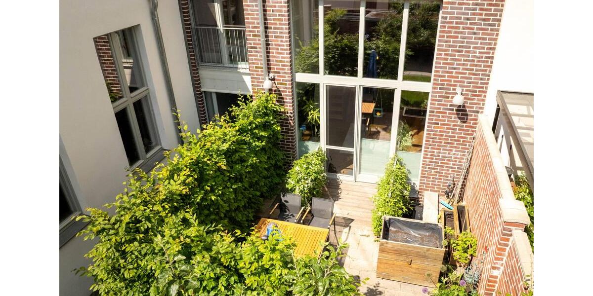 Maisonettenwohnung Lübeck Innenstadt - 2 Zimmer, 100 m&sup2;, 1.700&euro; | Angebot:25364793