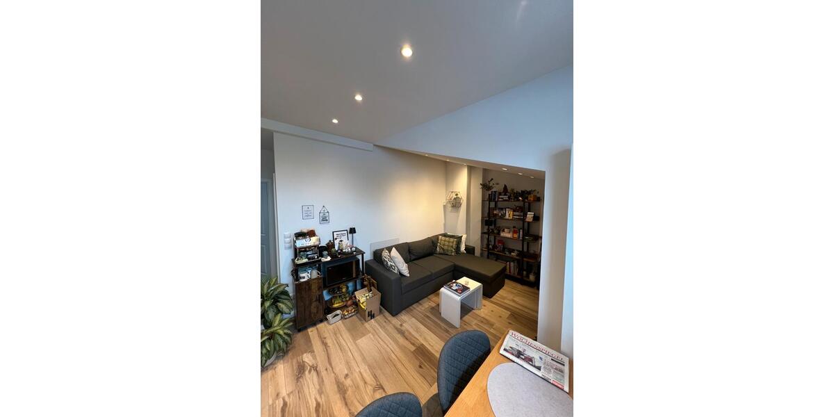 Dachgeschoßwohnung Lübeck Sankt Lorenz Nord - 2.5 Zimmer, 52 m&sup2;, 766&euro; | Angebot:25974742