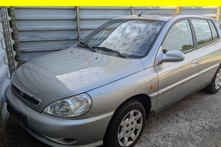 Kia Rio 123.284 km 1.150 &euro; Lübeck 23556