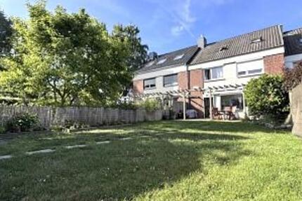 VIEL RAUM FÜR SIE UND IHRE FAMILIE - Haus Lübeck Sankt Jürgen | Angebot:26945017