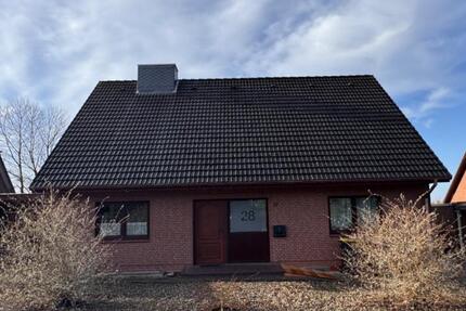 Haus Sandesneben - 6 Zimmer, 166 m&sup2;, 450.000&euro; | Angebot:26056550