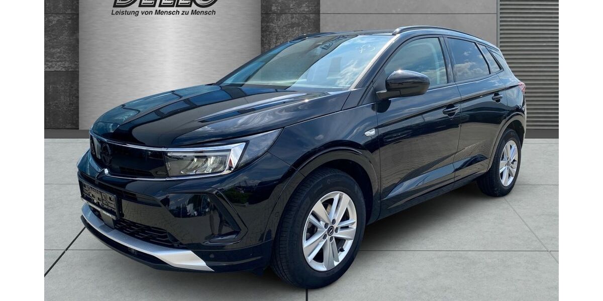 Opel Grandland (X) 26.588 km 21.450 &euro; Reinfeld/ Wesenberg 23858