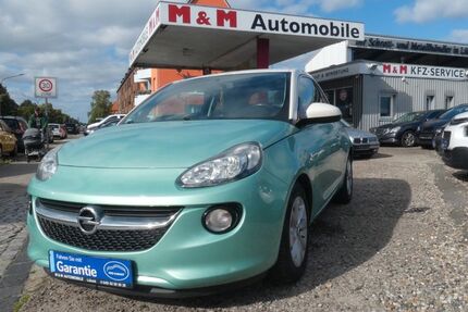 Opel Adam 124.000 km 6.900 &euro; Lübeck 23554