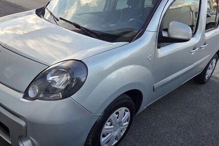 Renault Kangoo 239.000 km 3.999 &euro; Lübeck 23560