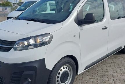 Opel Vivaro 86.300 km 24.950 € Bad Segeberg 23795