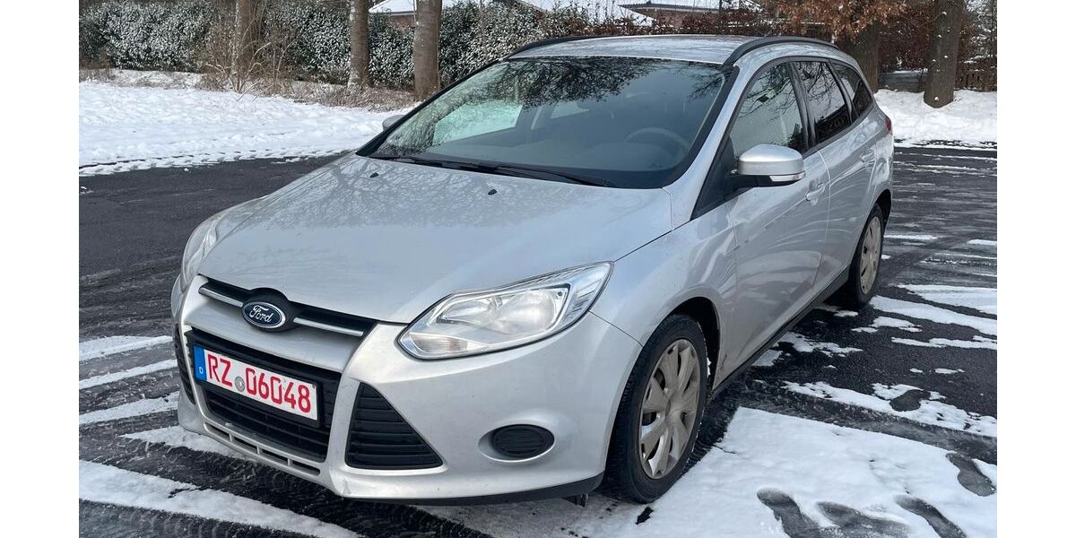 Ford Focus 266.000 km 3.900 &euro; Kastorf 23847