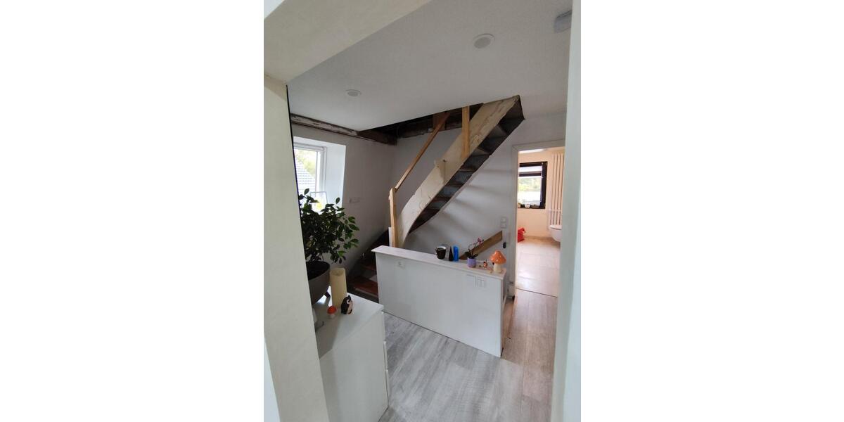 Einfamilienhaus Lüdersdorf - 9 Zimmer, 214 m&sup2;, 440.000&euro; | Angebot:26988957