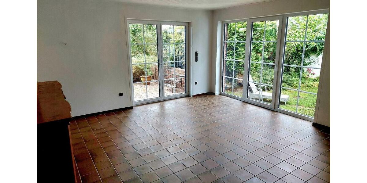 Einfamilienhaus Timmendorfer Strand - 7.5 Zimmer, 205 m&sup2;, 2.300&euro; | Angebot:27638451