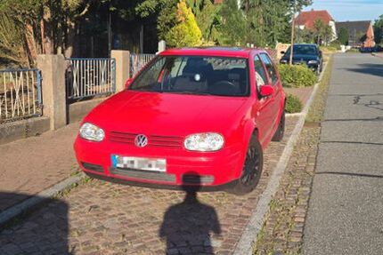 VW Golf 129.000 km 3.000 &euro; Selmsdorf 23923