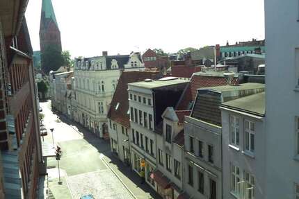 Wohnung Lübeck Innenstadt - 2 Zimmer, 65 m&sup2;, 1.080&euro; | Angebot:26236168