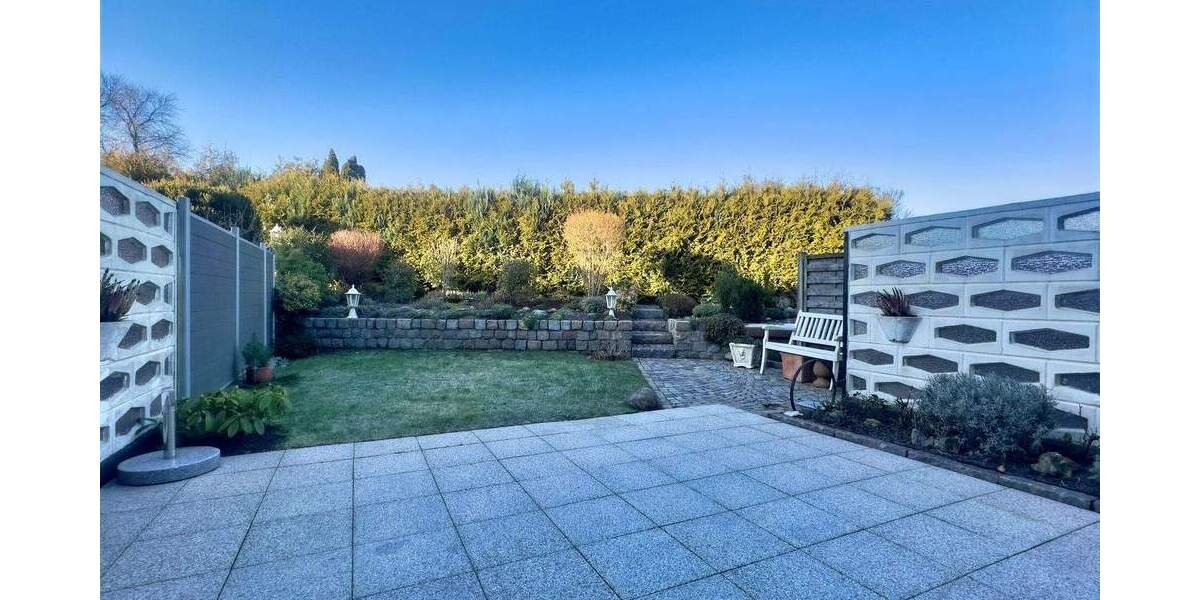 Reihenmittelhaus Lübeck Kücknitz - 4 Zimmer, 111 m&sup2;, 298.000&euro; | Angebot:25196237