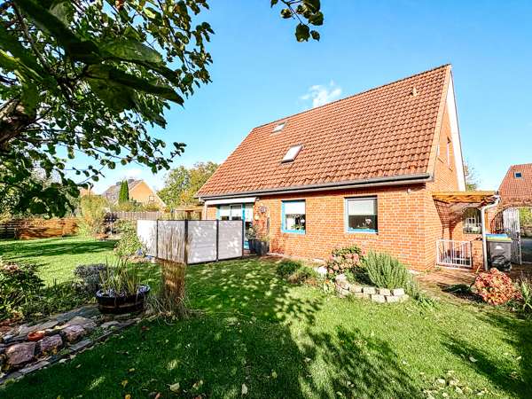 Einfamilienhaus Stockelsdorf - 4 Zimmer, 121 m&sup2;, 575.000&euro; | Angebot:24614957