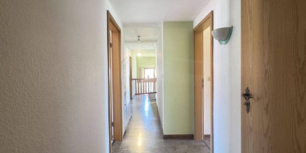 Einfamilienhaus Ahrensbök - 7 Zimmer, 200 m&sup2;, 385.000&euro; | Angebot:25190491