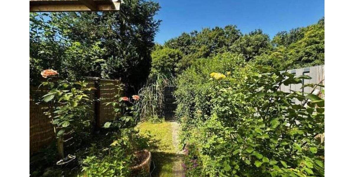 Reihenmittelhaus Lübeck Kücknitz - 3 Zimmer, 58 m&sup2;, 199.000&euro; | Angebot:25820622
