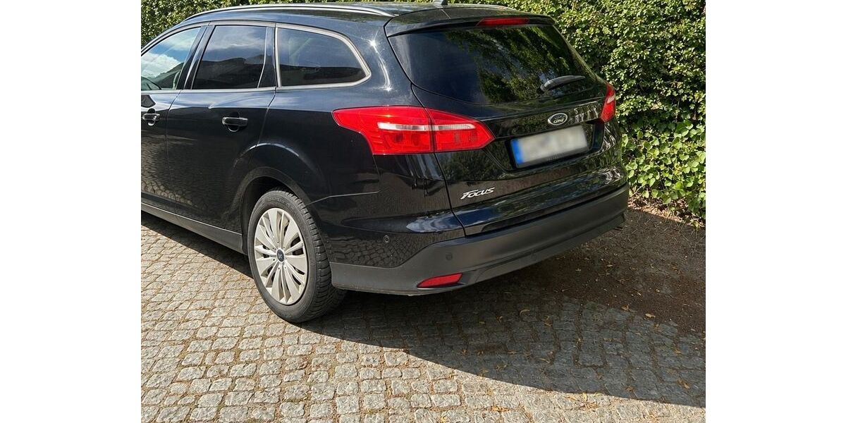 Ford Focus 118.000 km 8.500 &euro; Dassow 23942