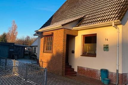 Haus Reinfeld (Holstein) - 6 Zimmer, 160 m&sup2;, 440.000&euro; | Angebot:21509066