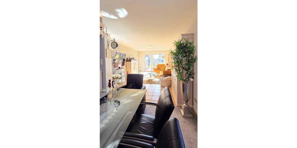 Mehrfamilienhaus, Wohnhaus Lübeck St. Lorenz Nord - 4 Zimmer, 130 m&sup2;, 219.000&euro; | Angebot:26583681