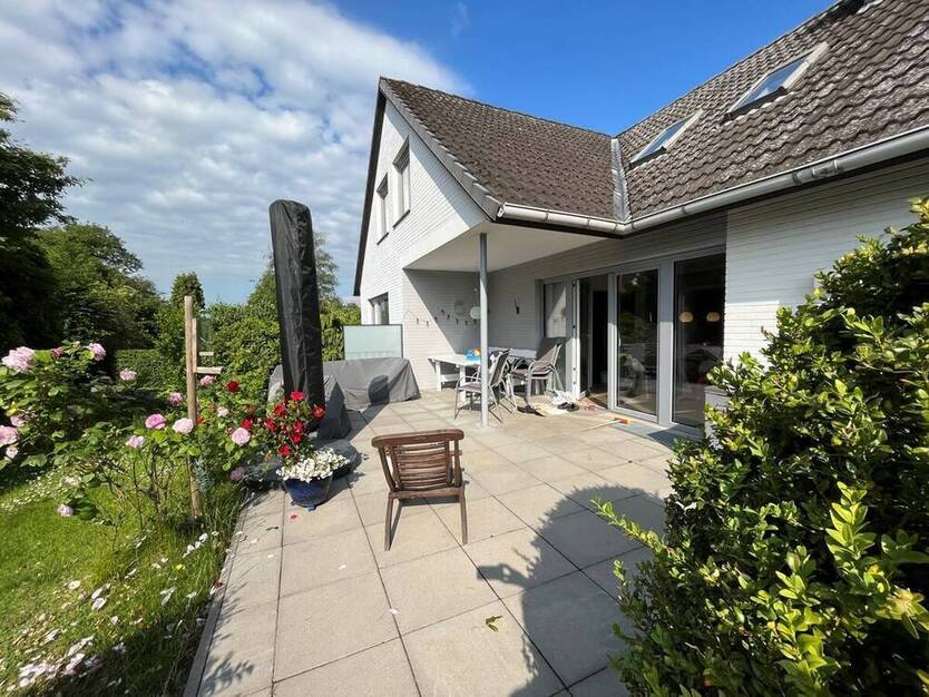 Exklusive-Lage! Moderne 5-Zimmer-Wohnung mit Garten in Lübeck - St. Jürgen (Siedlung Gärtnergasse)