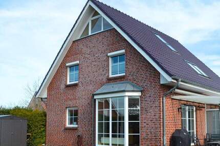 Haus Timmendorfer Strand / Großtimmendorf Groß Timmendorf - 7 Zimmer, 210 m&sup2;, 895.000&euro; | Angebot:24778155