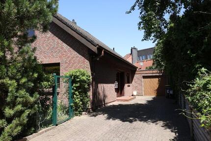 Haus Bad Oldesloe - 5 Zimmer, 180 m&sup2;, 480.000&euro; | Angebot:26961584