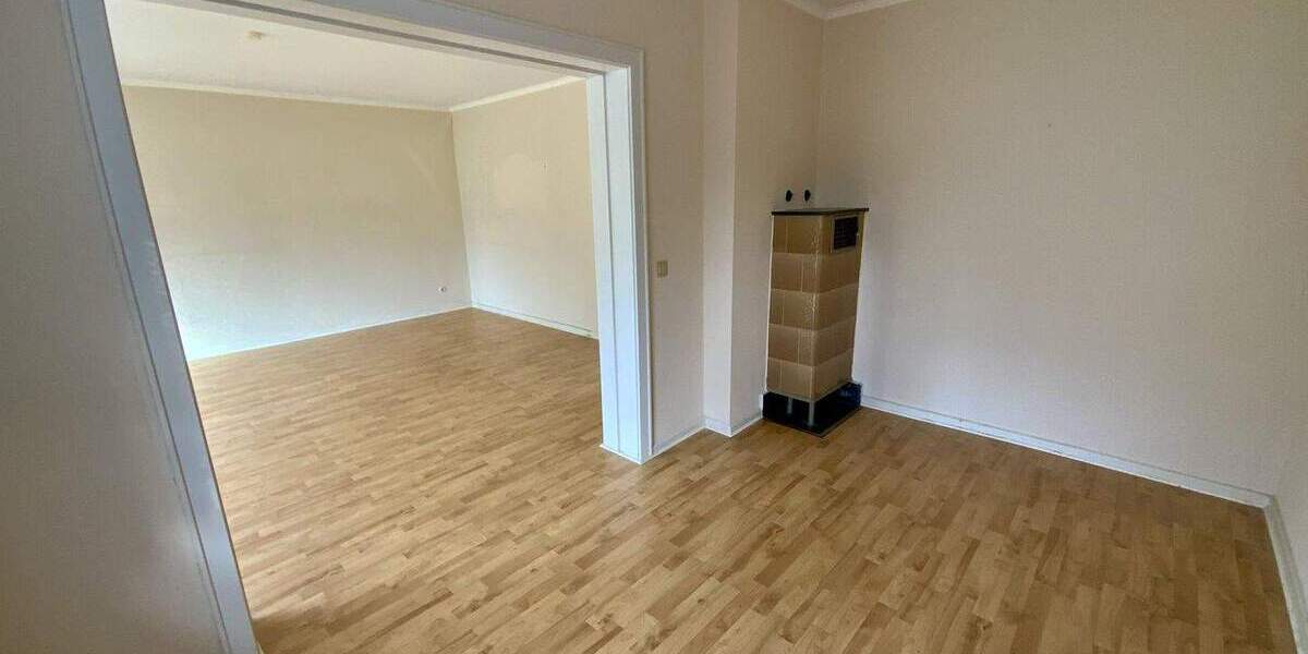 Doppelhaushälfte Lübeck Kücknitz - 5 Zimmer, 90 m&sup2;, 199.000&euro; | Angebot:25196126
