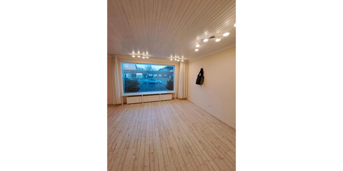 Gewerbeobjekt Lübeck Kücknitz - 800&euro; | Angebot:25324052