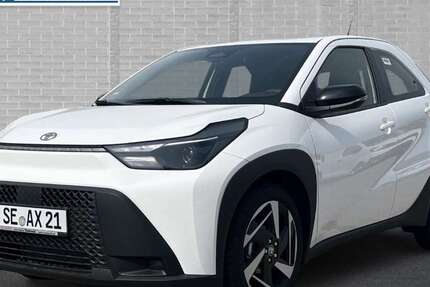 Toyota Aygo X 2.004 km 22.590 &euro; Bad Segeberg 23795