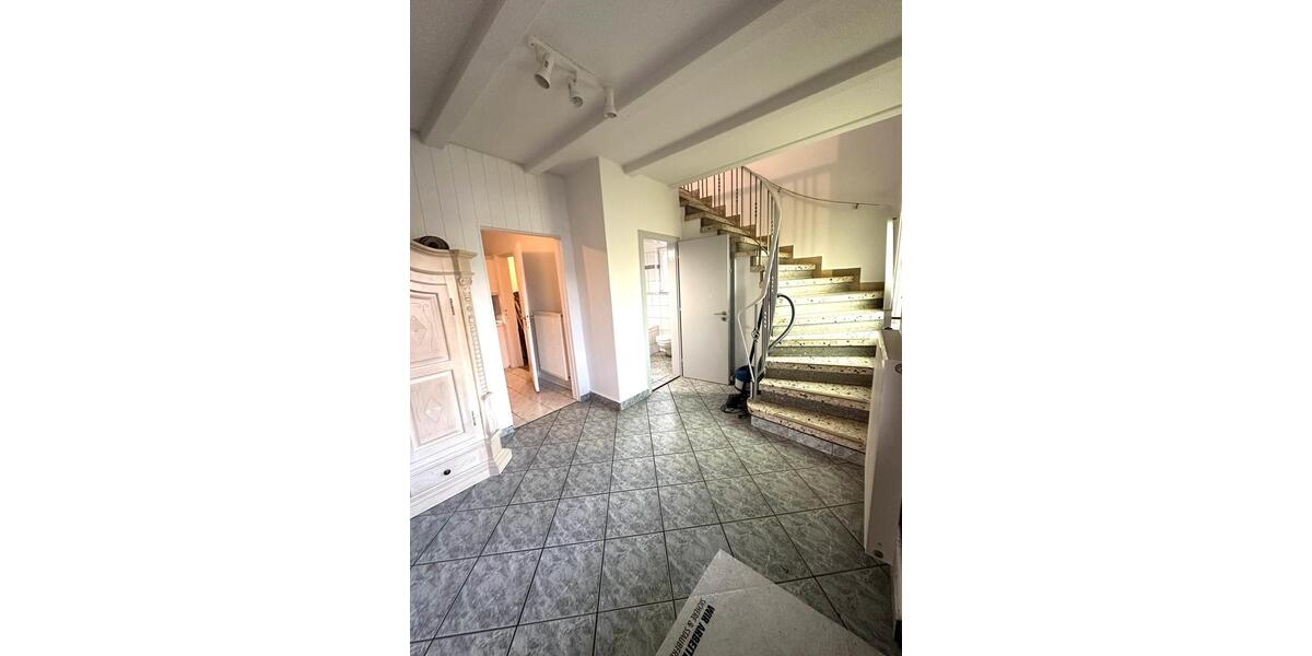 Einfamilienhaus Steinburg - 2 Zimmer, 100 m&sup2;, 310.000&euro; | Angebot:25251744