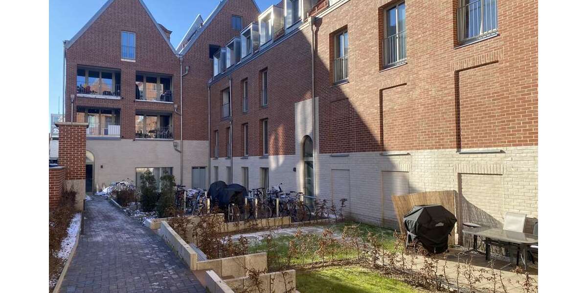 Etagenwohnung Lübeck Innenstadt - 2 Zimmer, 79 m&sup2;, 1.376&euro; | Angebot:25097245
