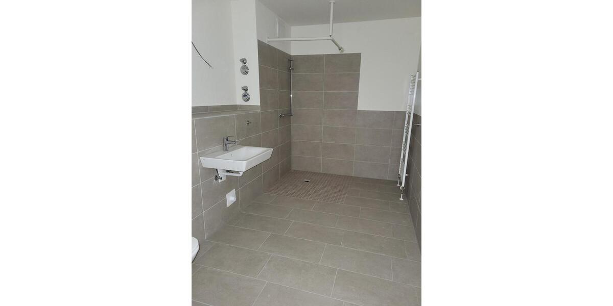 Etagenwohnung Neustadt in Holstein - 5 Zimmer, 111 m&sup2;, 1.375&euro; | Angebot:26351443