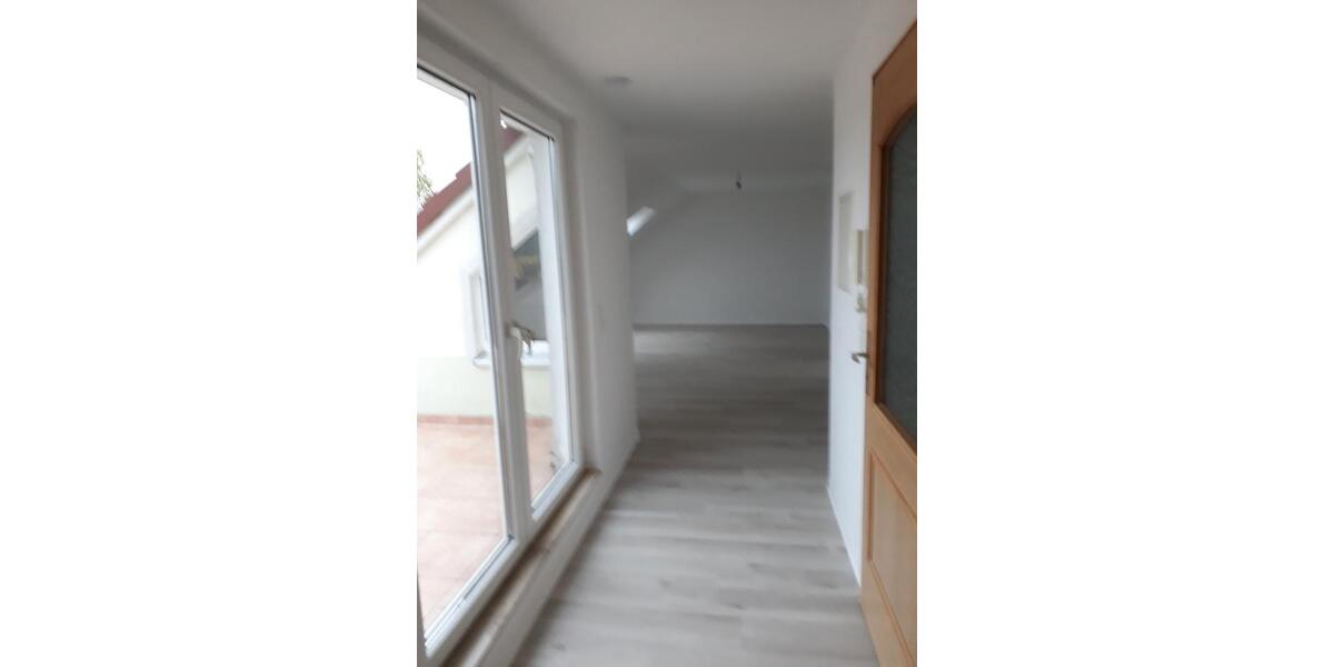 Dachgeschoßwohnung Lüdersdorf - 3 Zimmer, 66 m&sup2;, 700&euro; | Angebot:26431448