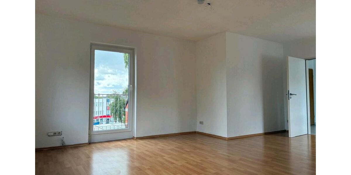 Dachgeschoßwohnung Lübeck Sankt Lorenz Nord - 3 Zimmer, 68 m&sup2;, 195.000&euro; | Angebot:27655793