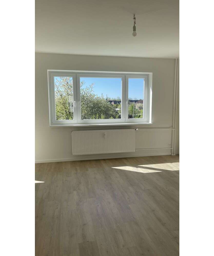 Wohnung zum Mieten in Lübeck 768 € 64 m²