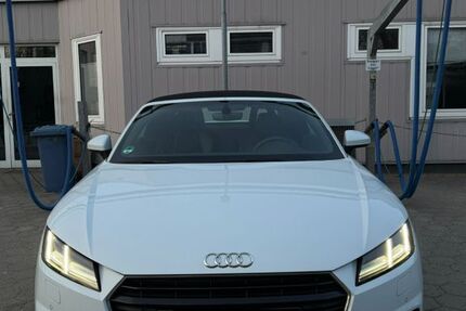 Audi TT 84.500 km 23.900 &euro; Lübeck 23558