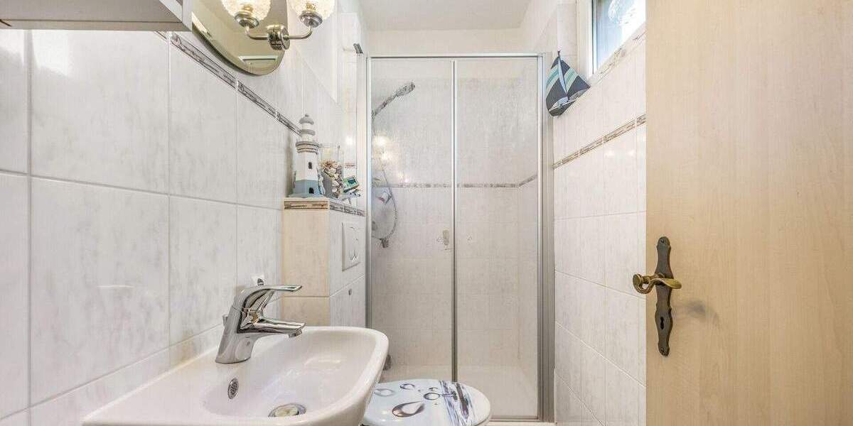 Kleinod auf großzügigem Sonnengrundstück 3 zimmer