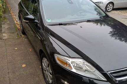 Ford Mondeo 311.000 km 1.999 &euro; Lübeck 23554