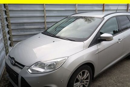 Ford Focus 210.183 km 3.200 &euro; Lübeck 23556