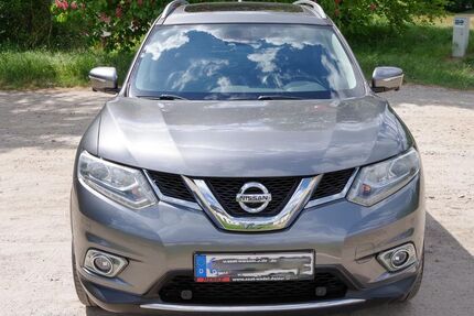 Nissan X-Trail 83.500 km 13.500 &euro; Lübeck 23556