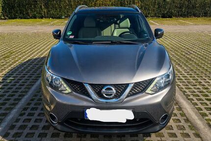 Nissan Qashqai 137.500 km 9.100 &euro; Neustadt 23730