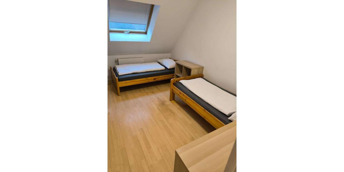 Einfamilienhaus Lübeck Sankt Lorenz Nord - 20 Zimmer, 299 m&sup2;, 2.500&euro; | Angebot:26489485