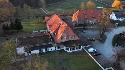 HISTORISCHER GUTSHOF MIT ENTWICKLUNGSSPIELRAUM - Gewerbeobjekt Demern Demern | Angebot:26806777
