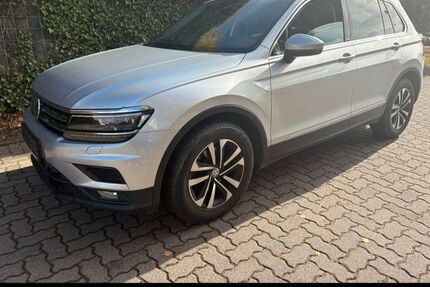 VW Tiguan 215.000 km 14.950 € Lübeck 23556