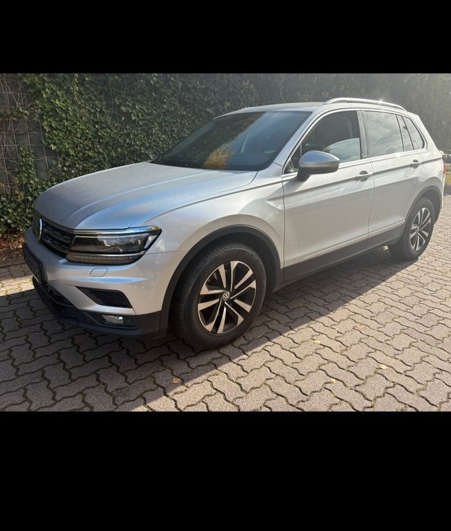 VW Tiguan 215.000 km 14.950 € Lübeck 23556