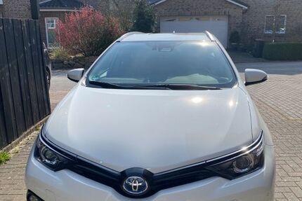 Toyota Auris Touring Sports
