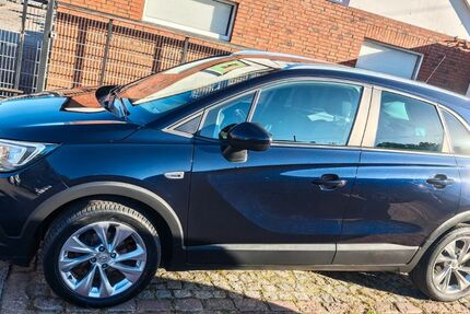 Opel Crossland (X) 95.000 km 10.200 &euro; Lübeck 23569