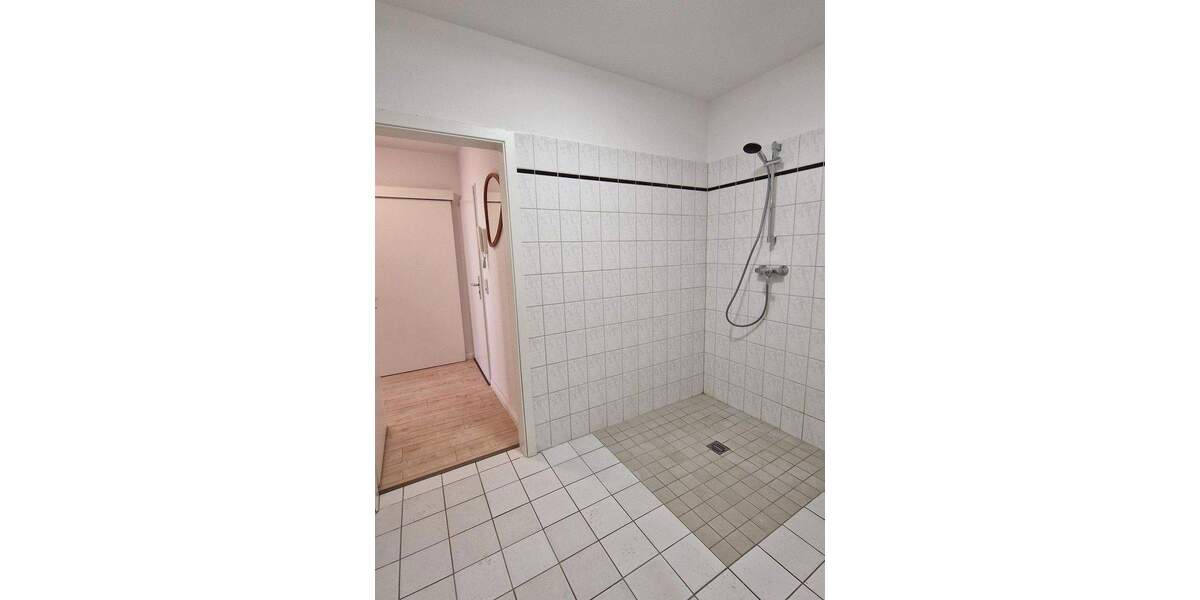 Möblierte 1-Zi.-Wohnung - barrierearm, direkt bei Lübeck 1 zimmer