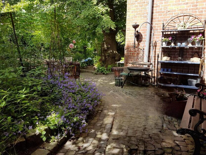Großzügige und ruhige Erdgeschoßwohnung mit eigenem Garten
