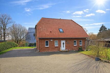 Haus Rehna - 7 Zimmer, 150 m&sup2;, 470.000&euro; | Angebot:24877292