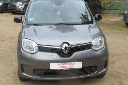 Renault Twingo 48.000 km 9.500 &euro; Lübeck 23568