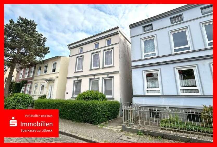 Haus zum Kaufen in Lübeck 227.000 € 86 m²
